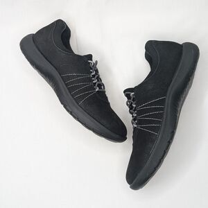 Clarks Women's Adella Stroll  Slip On Sneaker Black Shoes Cloudsteppers Walking